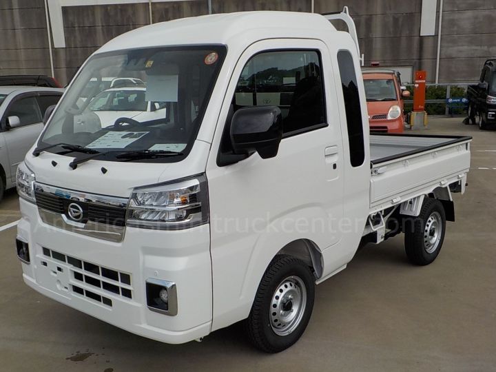 22 Daihatsu Jumbo White3.2.jpg